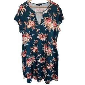 Vibe Floral Keyhole Swing Dress Womens Size 2X Green Boho Flowing Stretch Casual